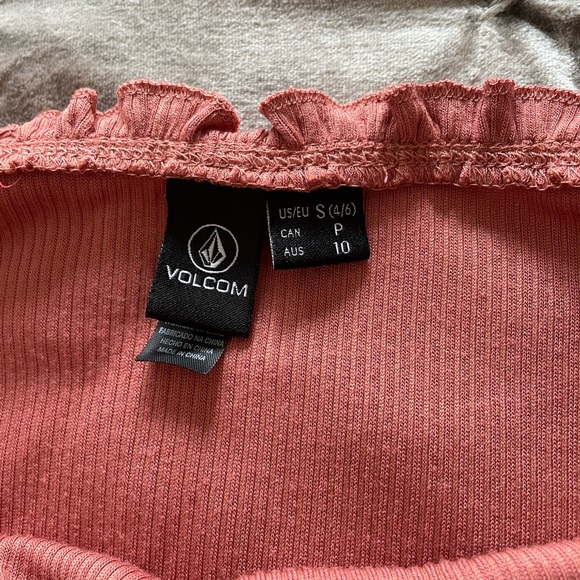 Volcom bodysuit, size S, super cute coral color! - Picture 3 of 4